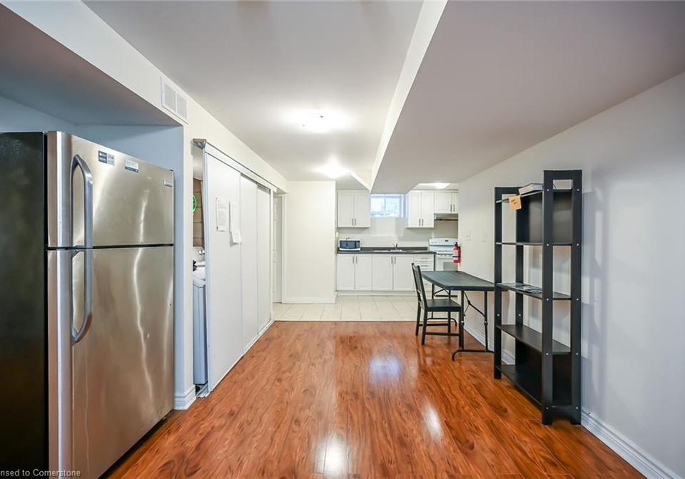17-west-park-avenue-hamilton-ontario-40752632