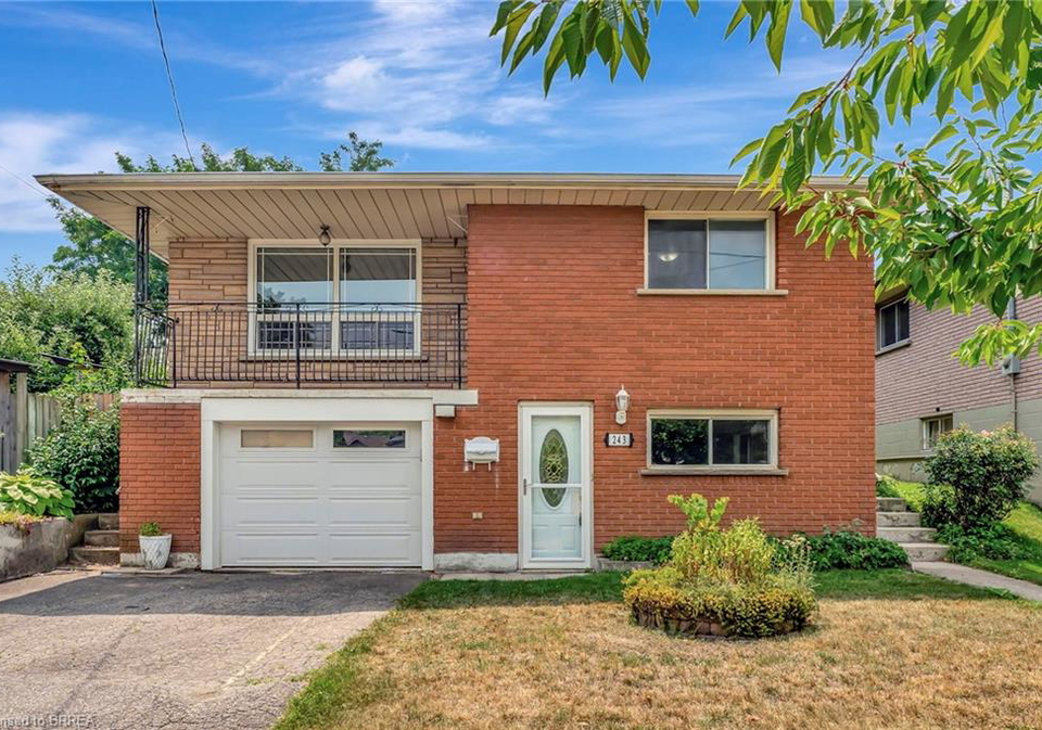 243-wellington-street-brantford-ontario-40752638