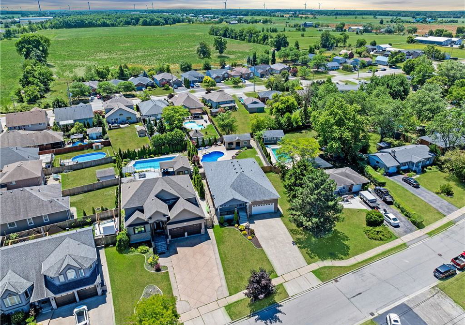 138-rock-street-smithville-ontario-40752654