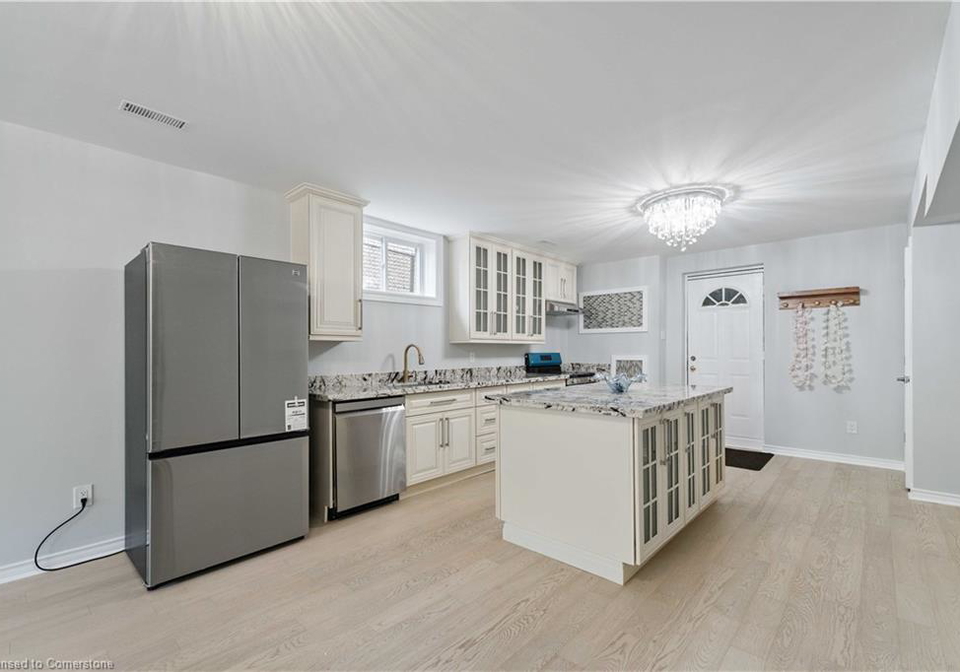 15-leslie-drive-stoney-creek-ontario-40752686