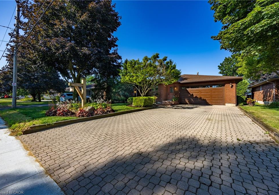 222-duncombe-road-waterford-ontario-40752775