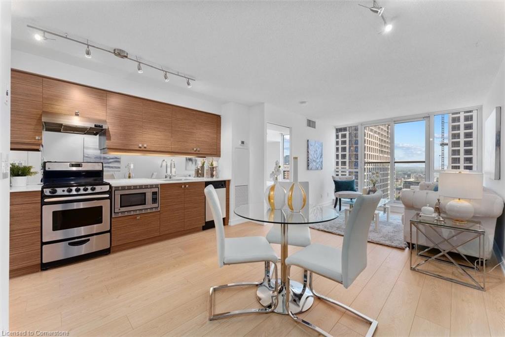 320-richmond-street-e-toronto-ontario-40752783