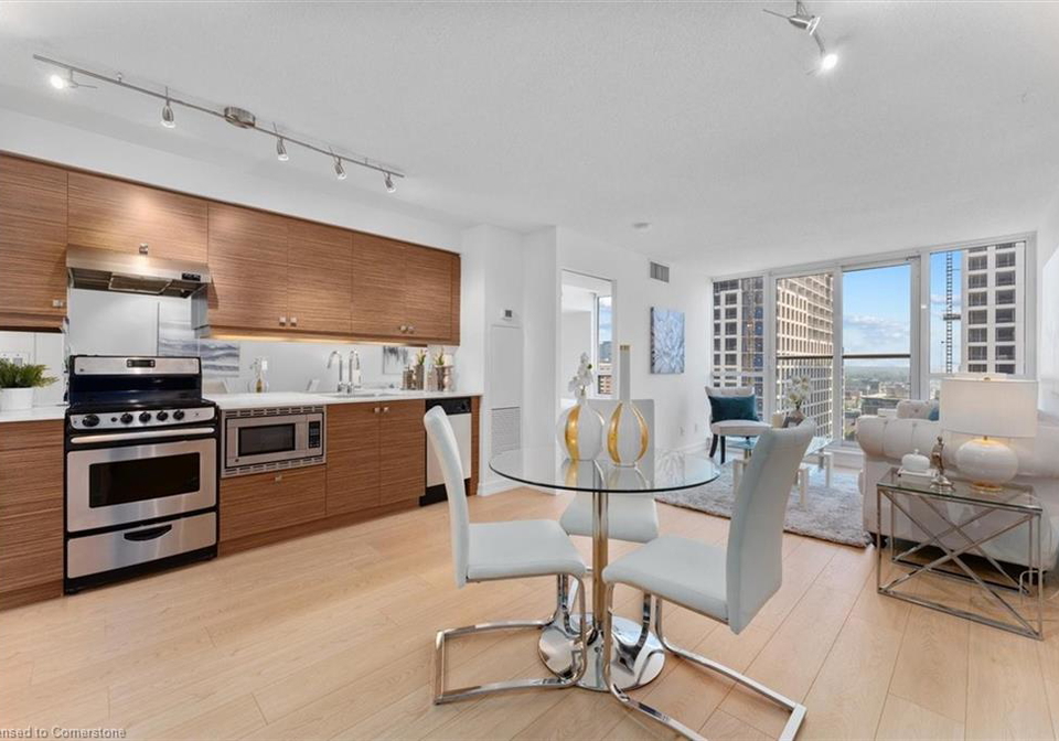 320-richmond-street-e-toronto-ontario-40752783