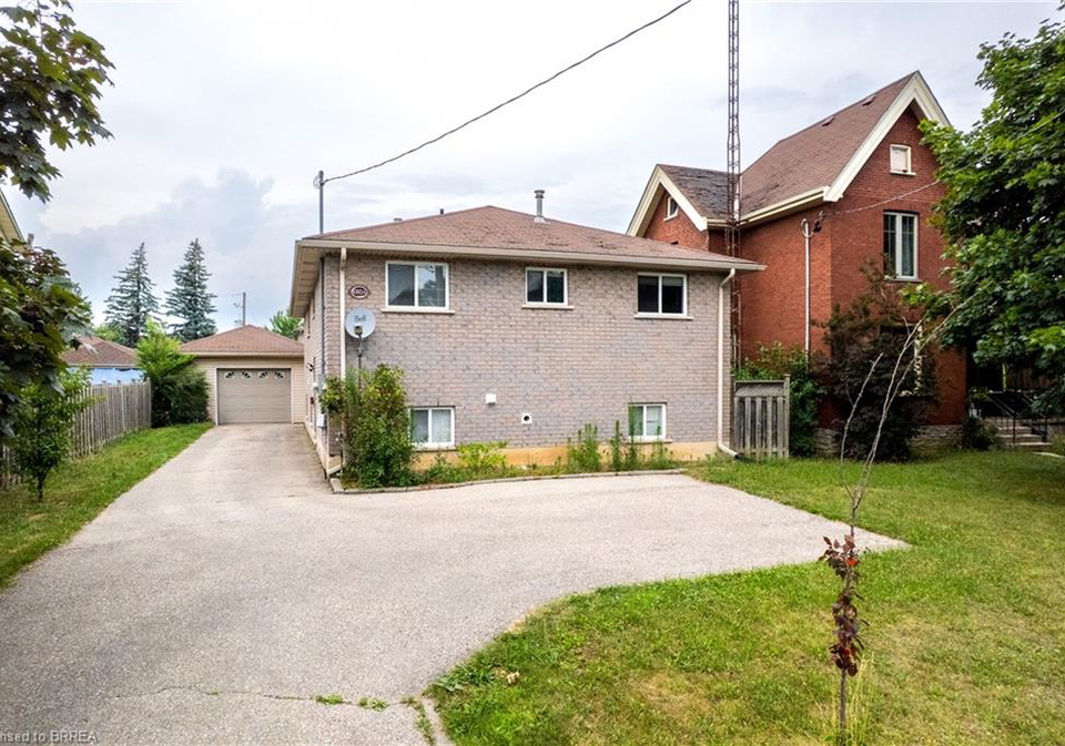 880-a-colborne-street-brantford-ontario-40752795