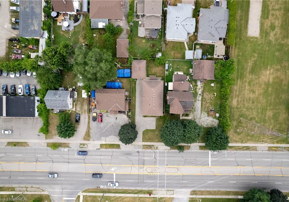 880-a-colborne-street-brantford-ontario-40752795