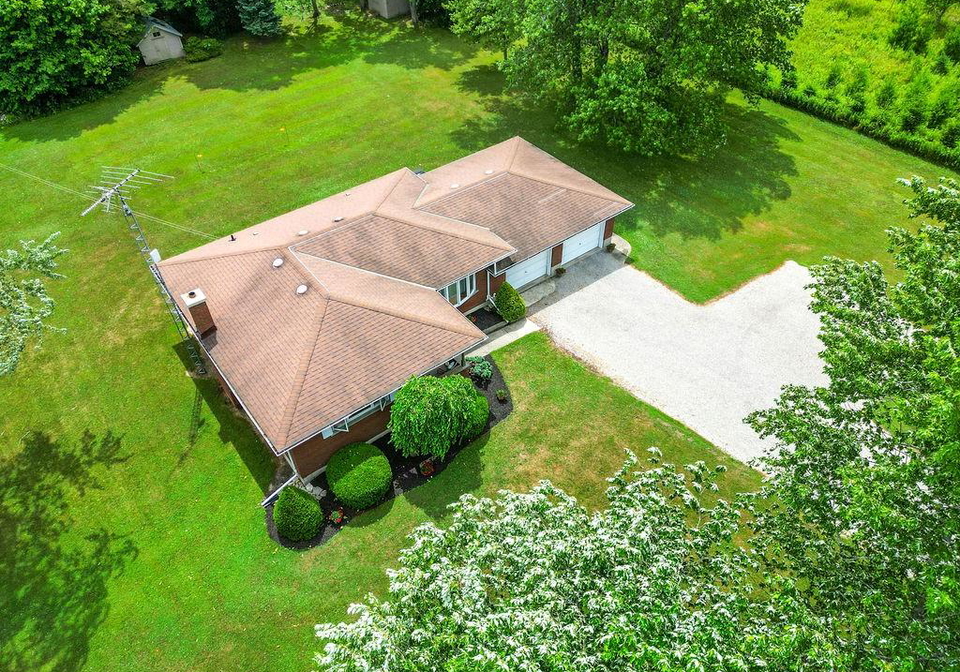881-kings-row-dunneville-ontario-40752864