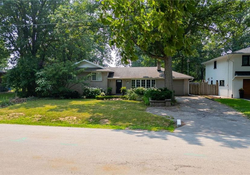 548-swann-drive-oakville-ontario-40752979