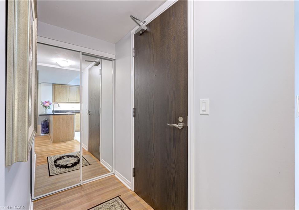 205-the-donway-w-toronto-ontario-40752981