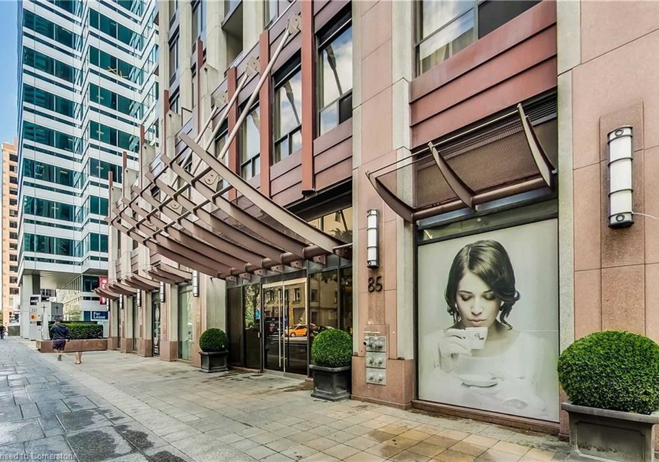 85-bloor-street-e-toronto-ontario-40753033