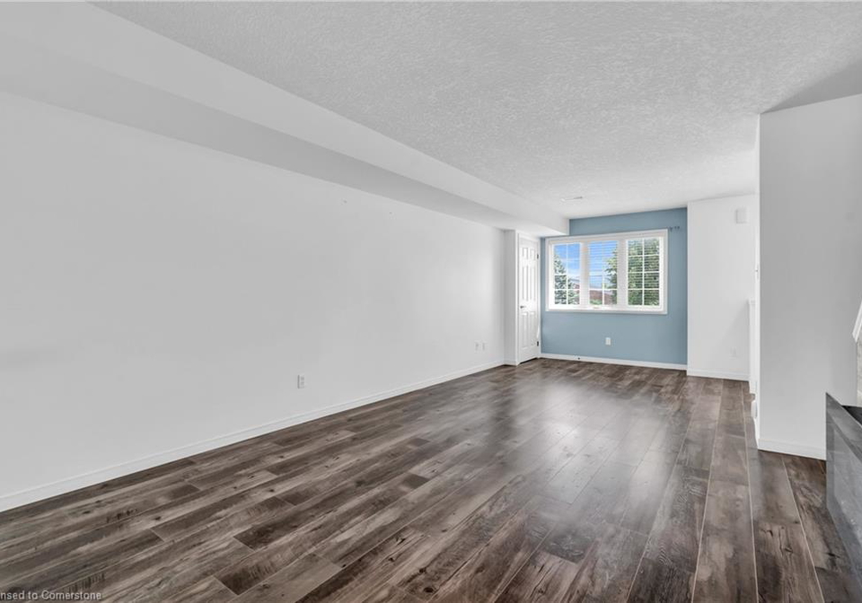 50-howe-drive-kitchener-ontario-40753064