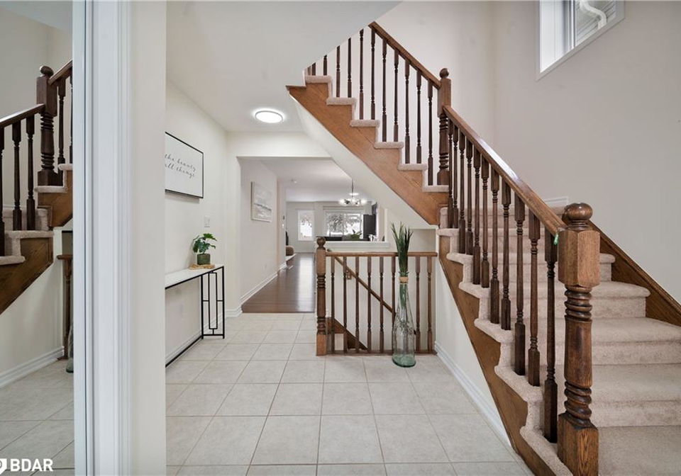 364-equestrian-way-cambridge-ontario-40753096