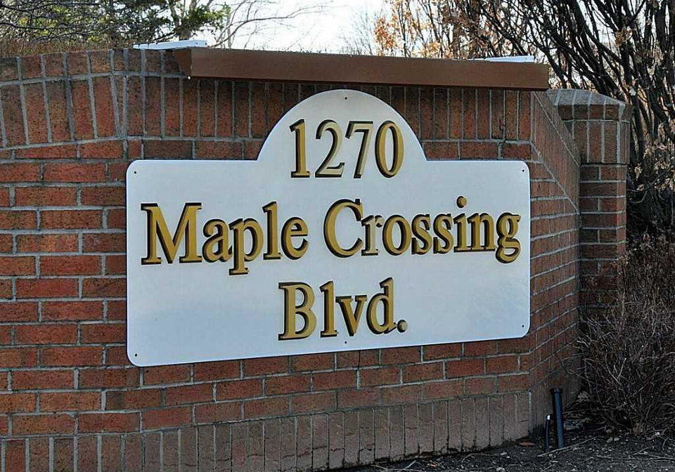 1270-maple-crossing-maple-crossing-boulevard-burlington-ontario-40753223