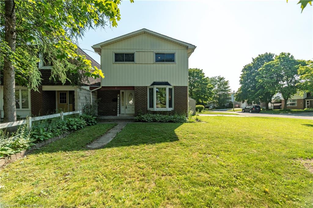 4-tamarack-court-cambridge-ontario-40753280