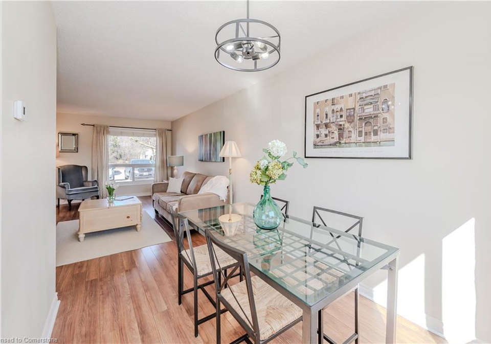 25-upper-canada-drive-kitchener-ontario-40753318