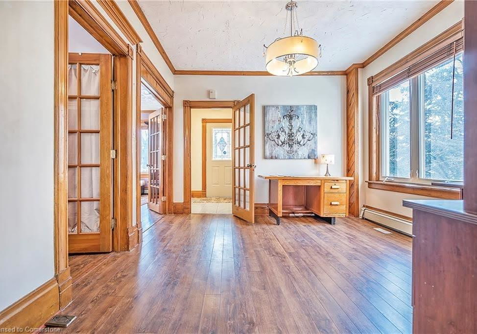 212-wellington-street-n-kitchener-ontario-40753365