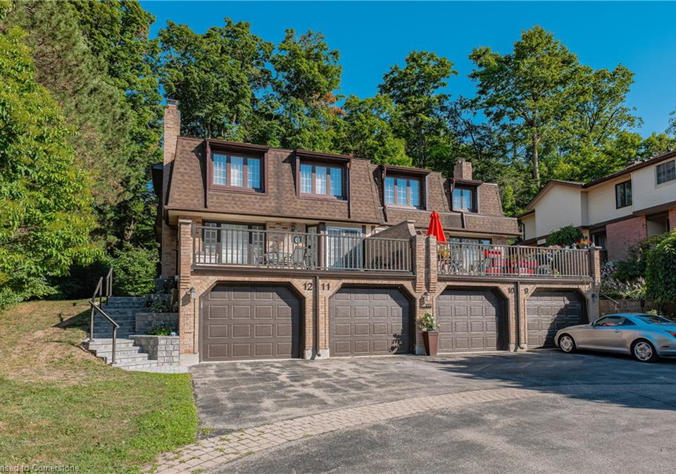232-kingswood-drive-kitchener-ontario-40753366