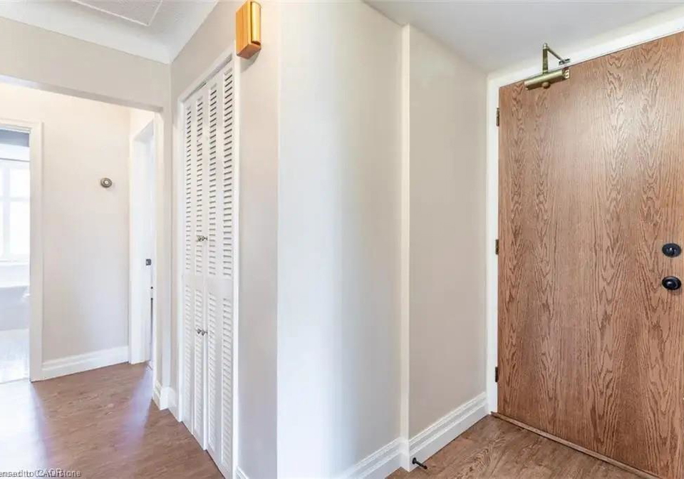 432-burlington-avenue-burlington-ontario-40753369