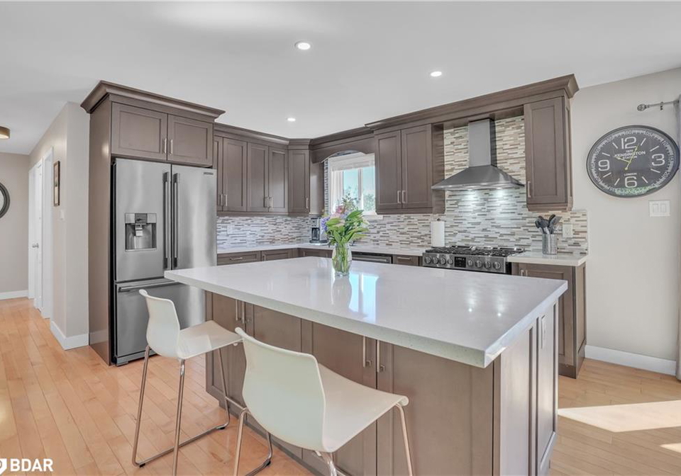 23-spencer-trail-shanty-bay-ontario-40753679