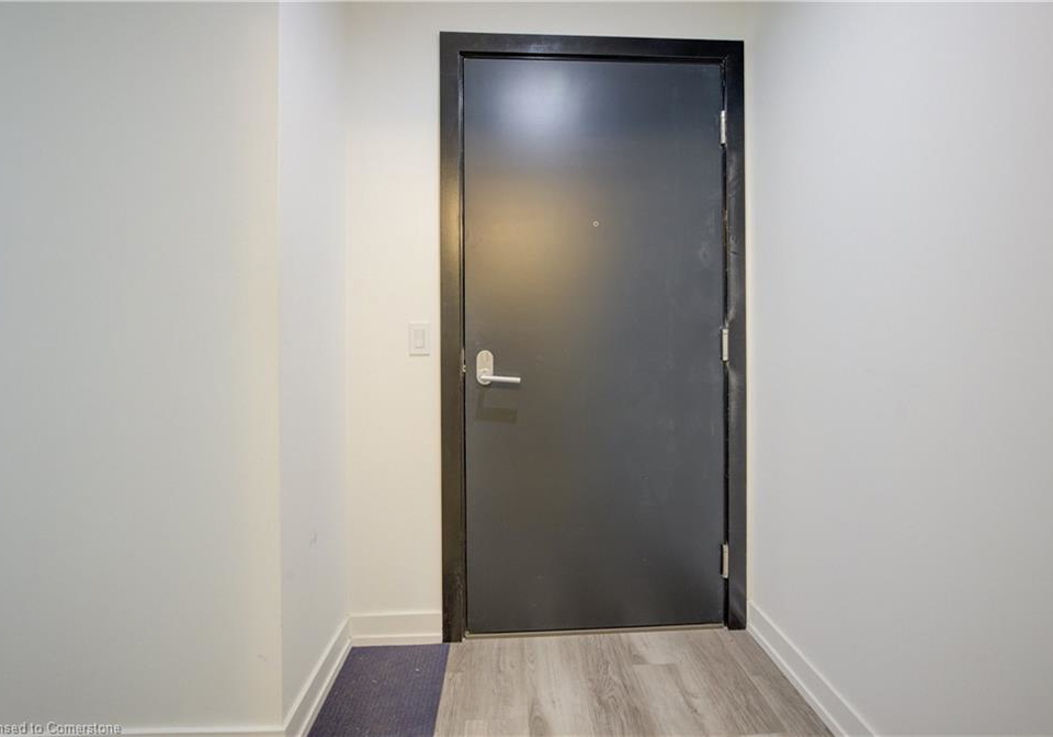 5-wellington-street-s-kitchener-ontario-40753705