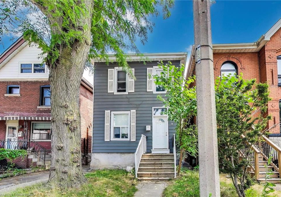 8-madison-avenue-hamilton-ontario-40753710
