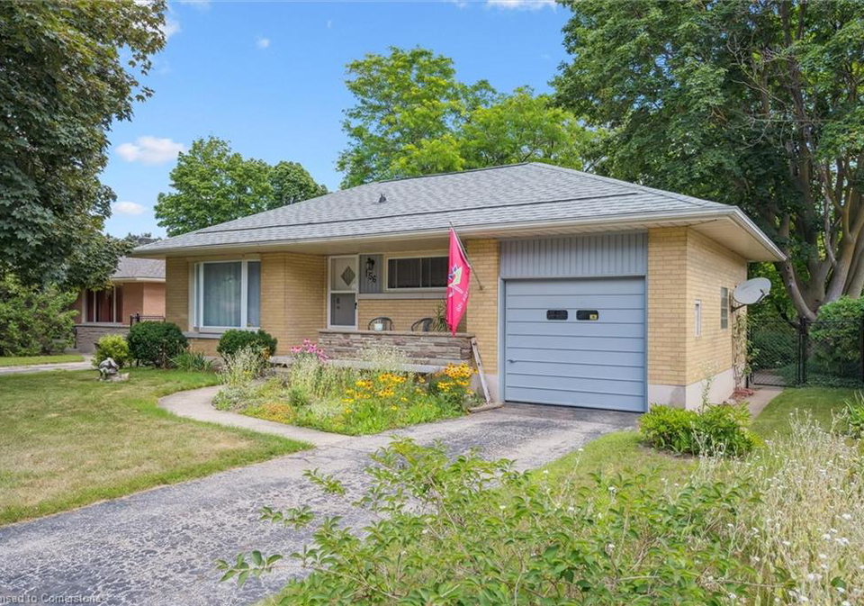 156-alvin-street-waterloo-ontario-40753742