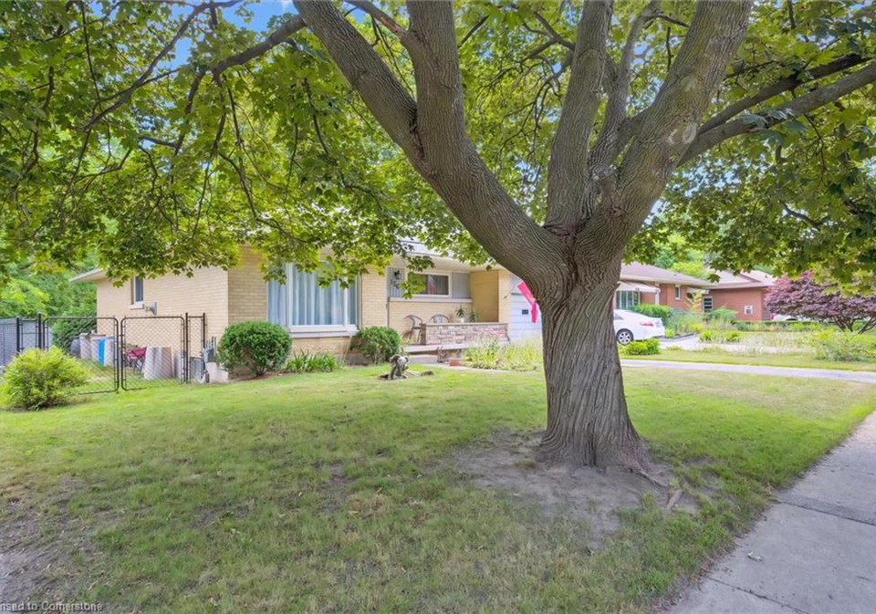 156-alvin-street-waterloo-ontario-40753742