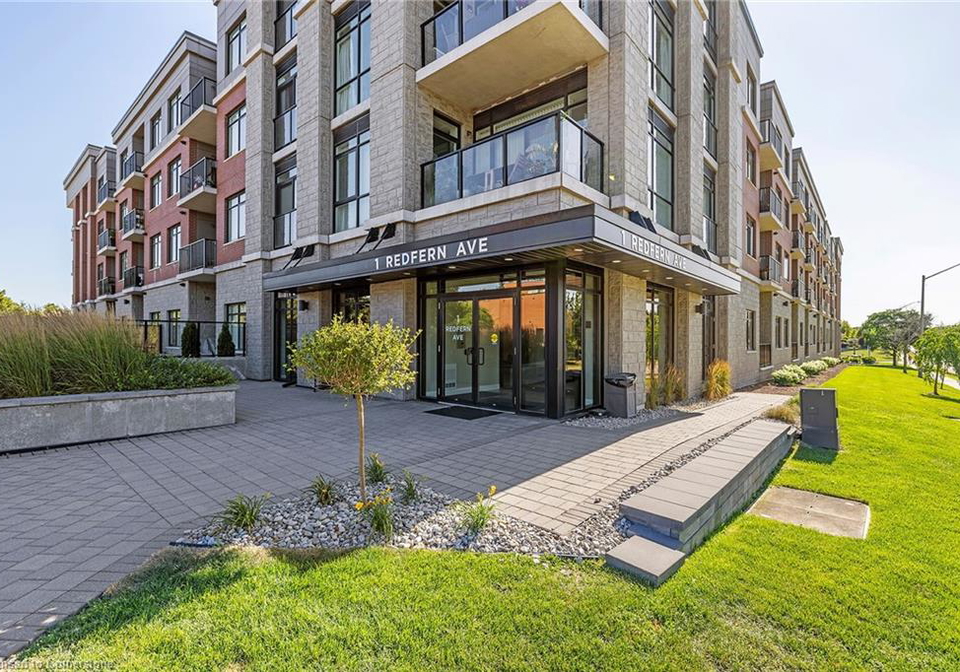 1-redfern-avenue-hamilton-ontario-40753857