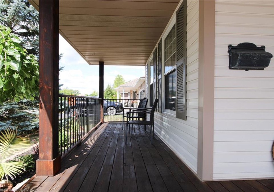 17-maple-avenue-smithville-ontario-40753859