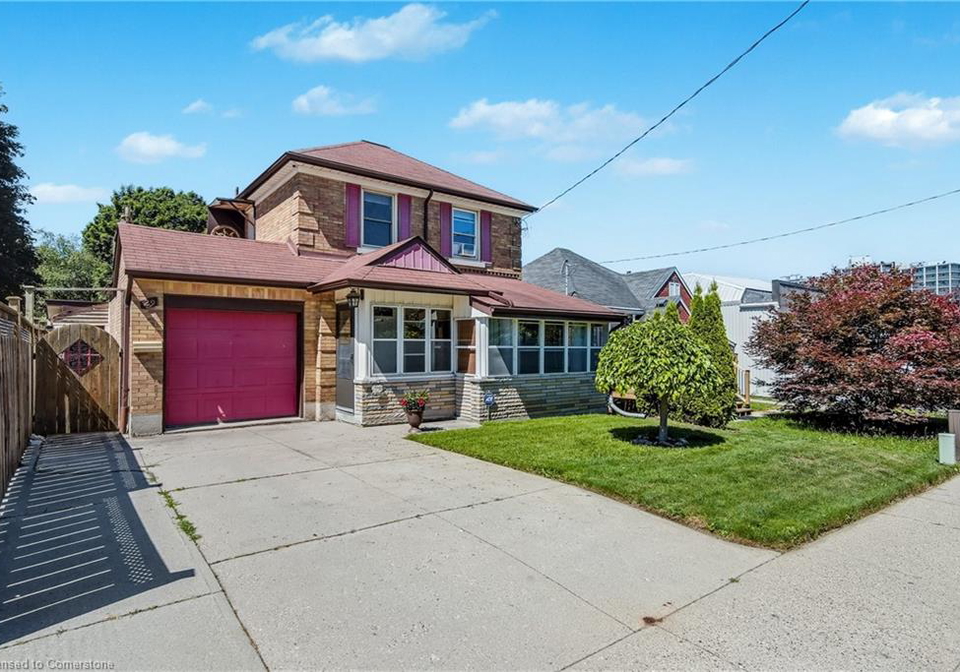 29-devitt-avenue-n-waterloo-ontario-40753896