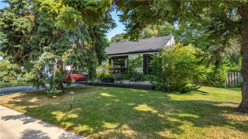 102-spadina-road-e-kitchener-ontario-40753922
