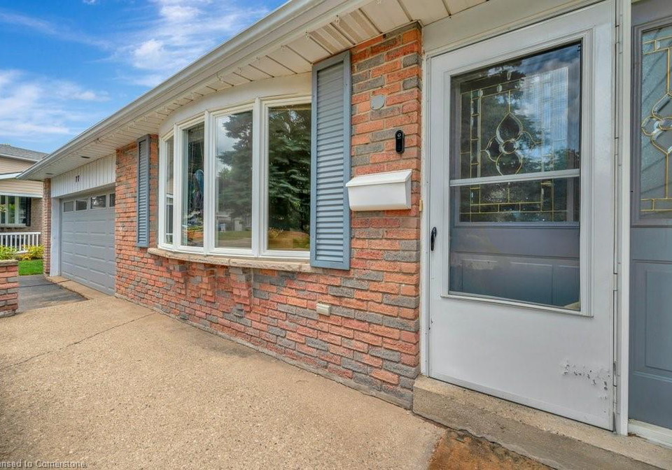77-magnolia-drive-paris-ontario-40753923