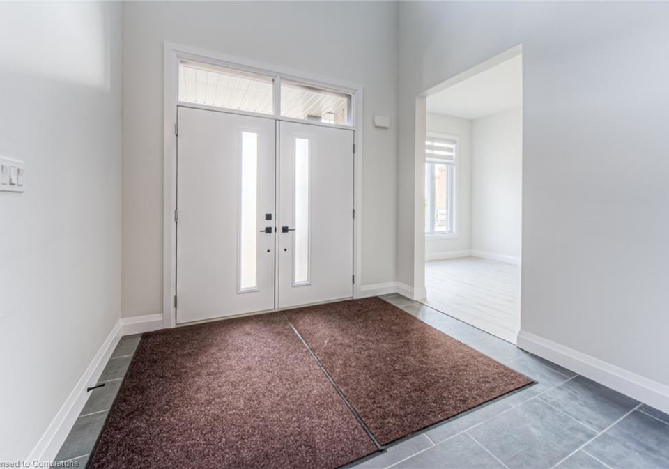 81-sass-crescent-paris-ontario-40753976