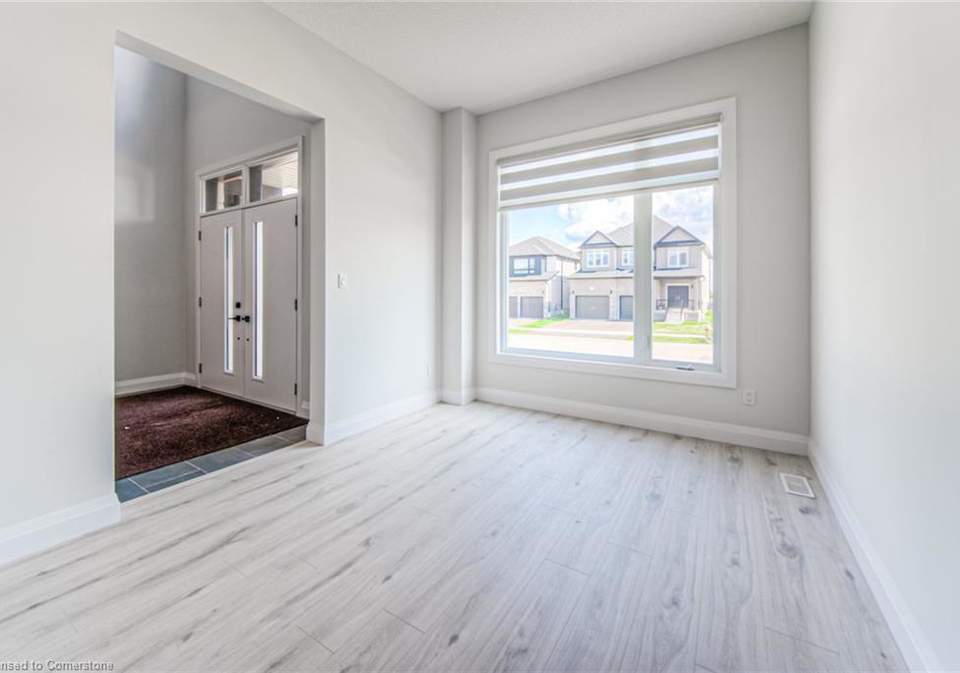 81-sass-crescent-paris-ontario-40753976