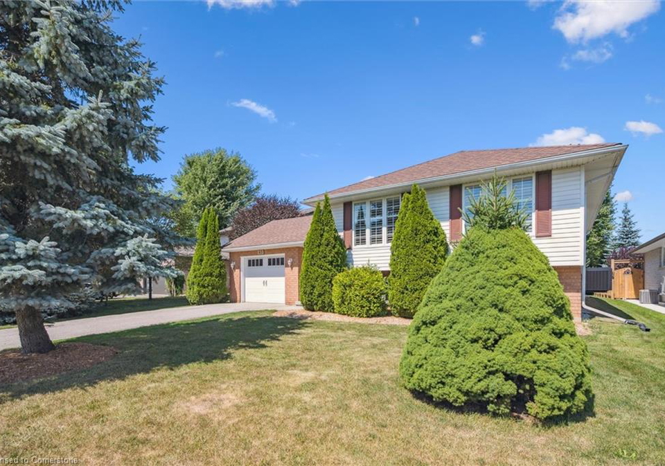 63-thomas-boulevard-elora-ontario-40753987