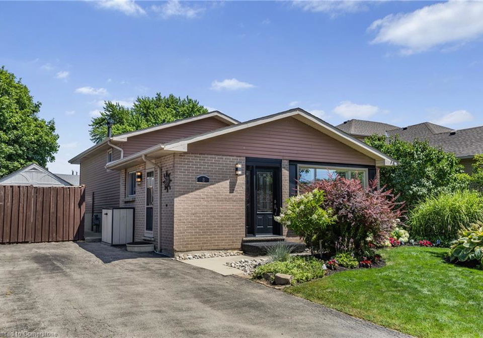 8-chilton-drive-stoney-creek-ontario-40754008