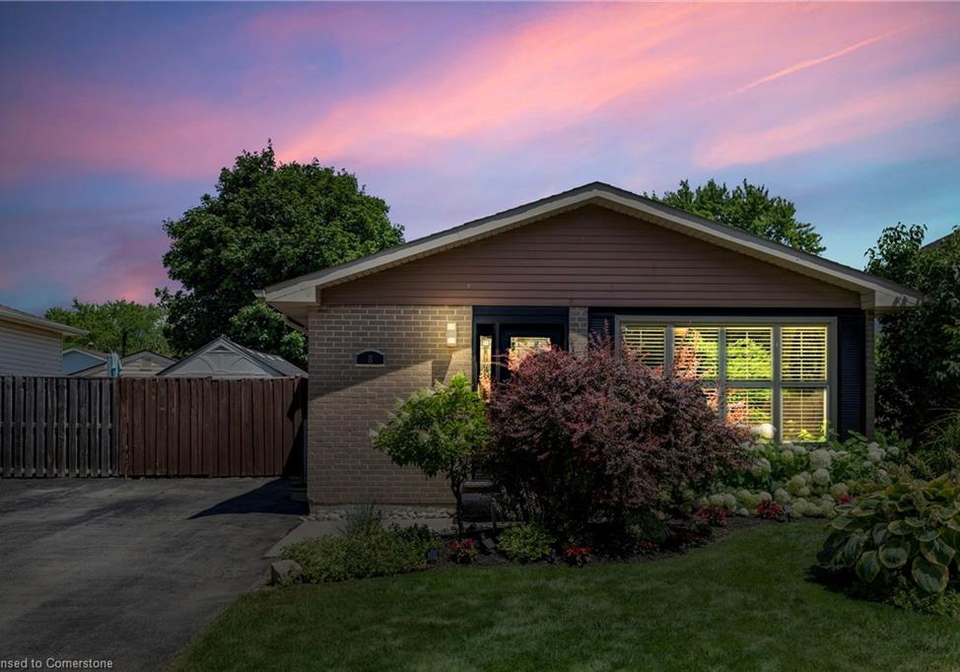 8-chilton-drive-stoney-creek-ontario-40754008
