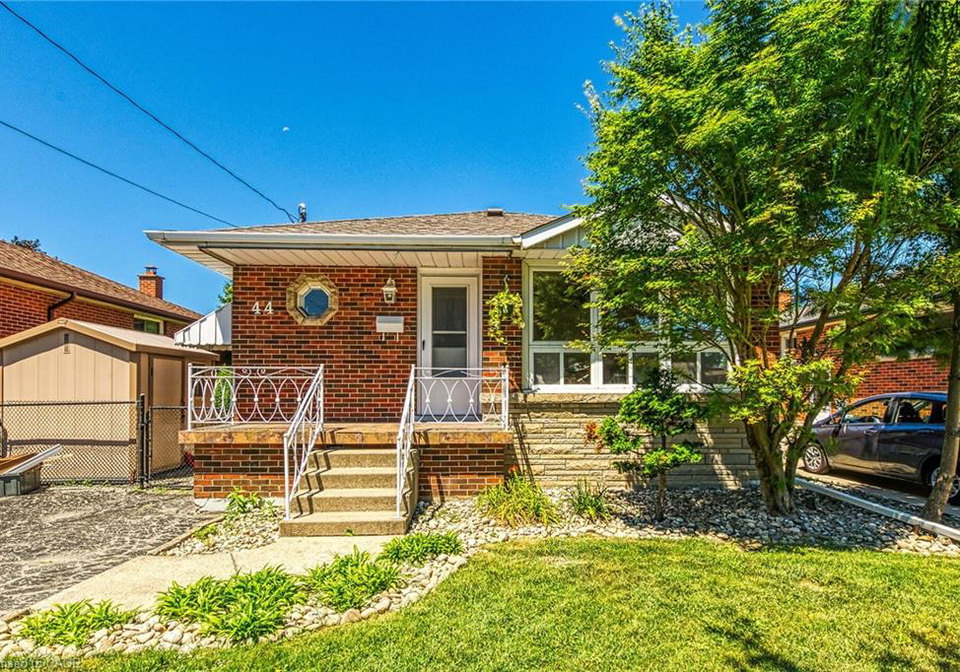 44-clarendon-avenue-hamilton-ontario-40754090