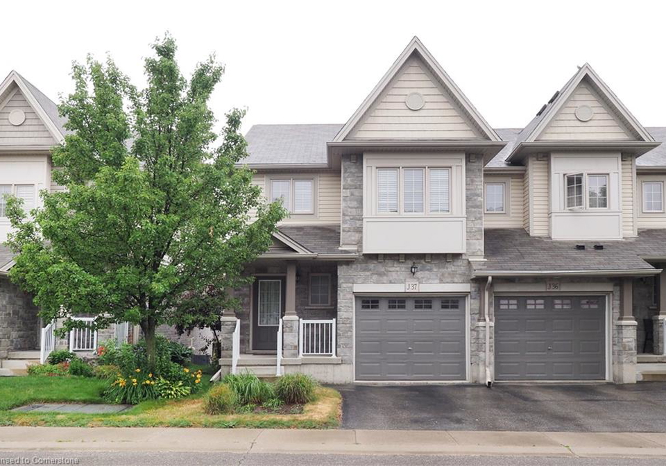 7-upper-mercer-street-kitchener-ontario-40754121