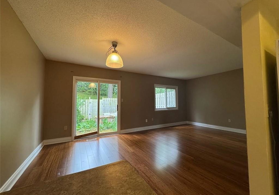 20-paulander-drive-kitchener-ontario-40754135