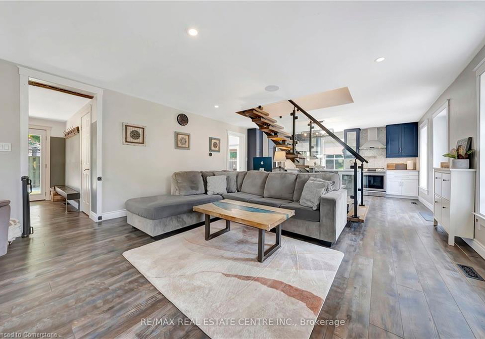 139-queen-street-n-kitchener-ontario-40754250