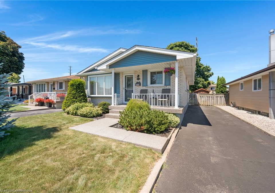 172-mercer-road-cambridge-ontario-40754271
