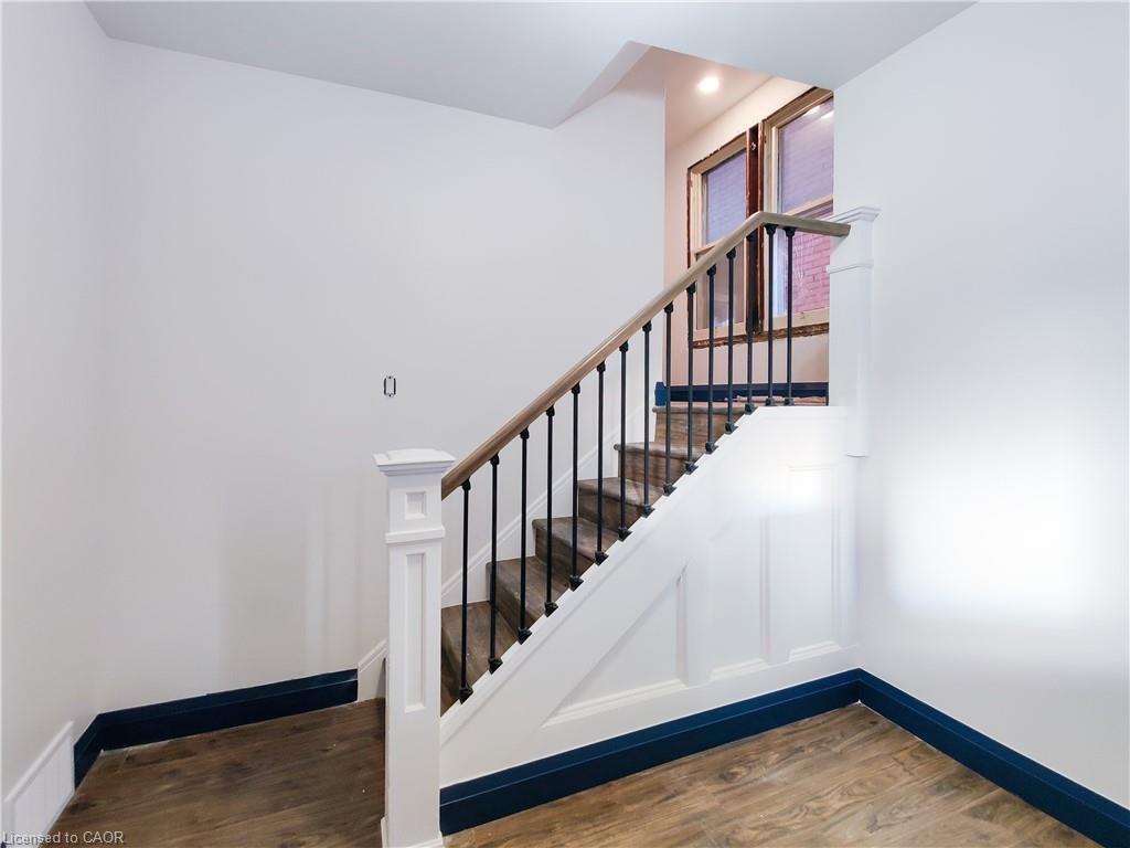 134-ontario-avenue-hamilton-ontario-40754294