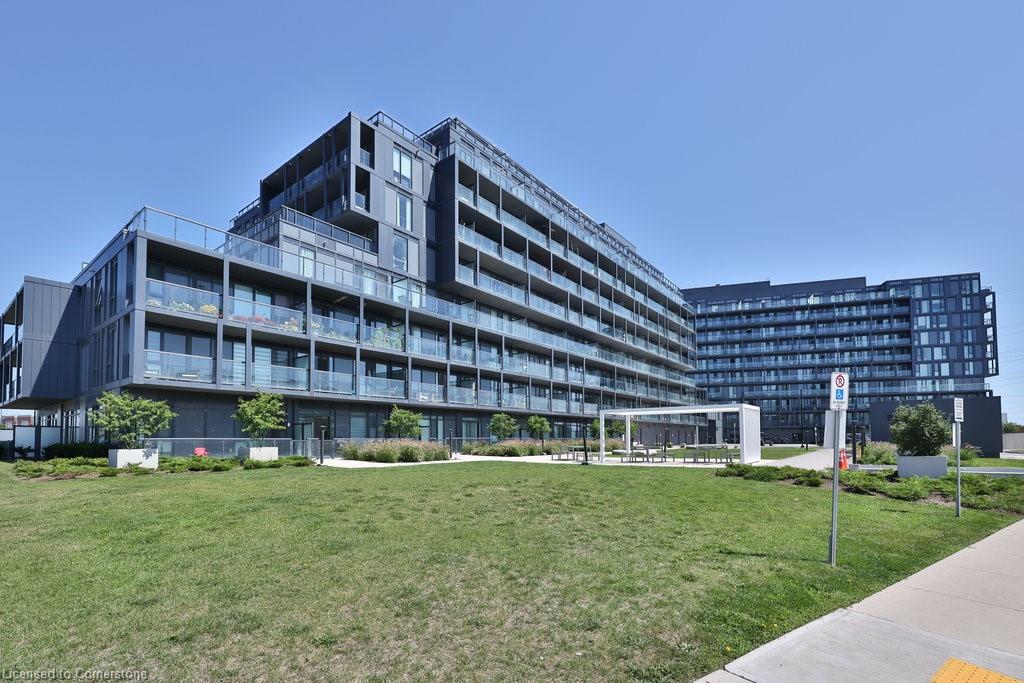 3210-dakota-common-burlington-ontario-40754327