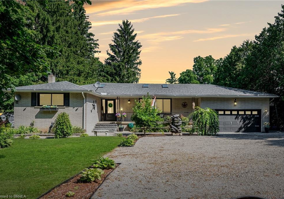 1731-2nd-concession-w-lynden-ontario-40754336