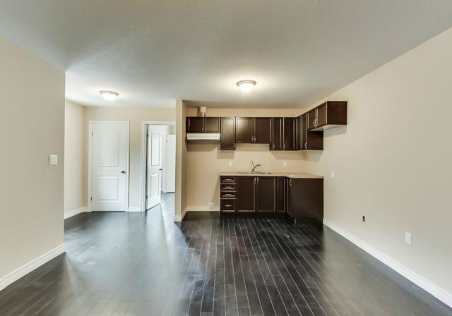3-121-young-street-hamilton-ontario-40754364