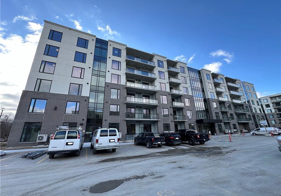 103-roger-street-waterloo-ontario-40754368
