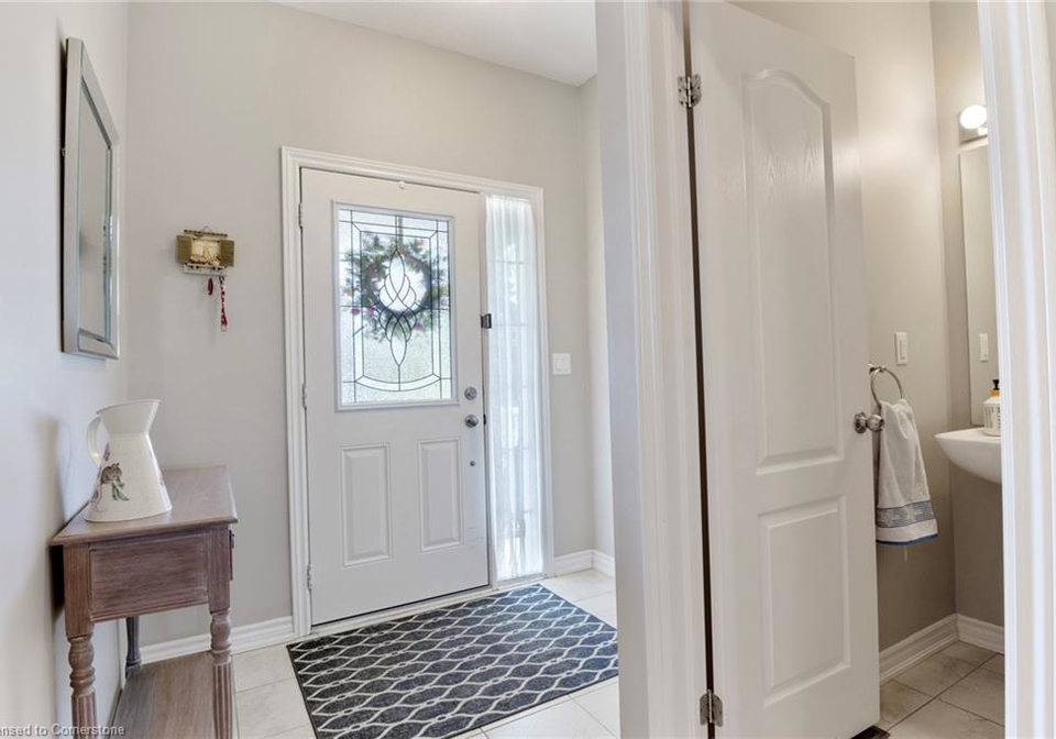 115-courtney-street-fergus-ontario-40754397
