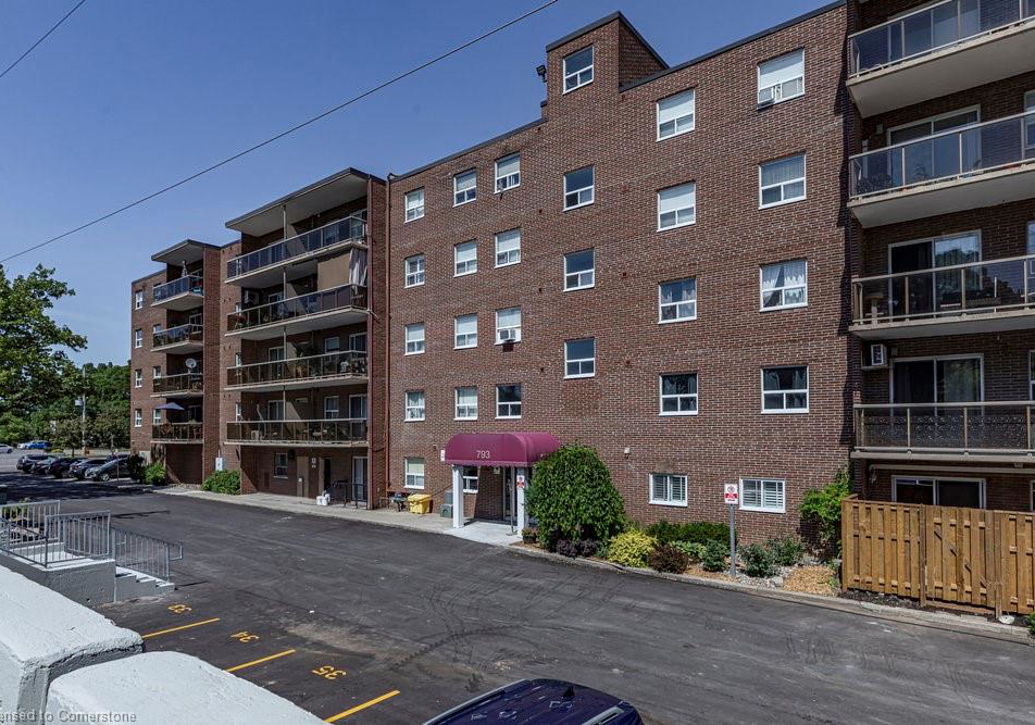 793-colborne-street-brantford-ontario-40754501