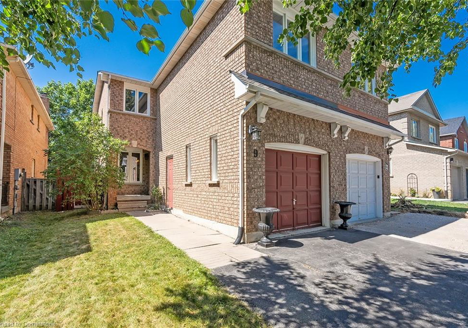 9-wakefield-lane-waterdown-ontario-40754520