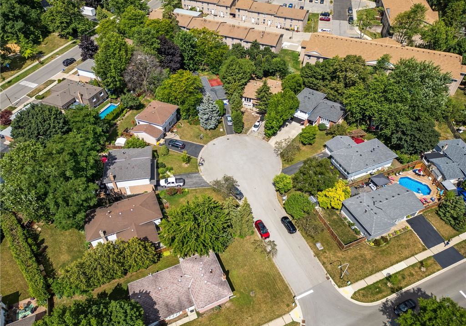 1383-christina-court-burlington-ontario-40754539